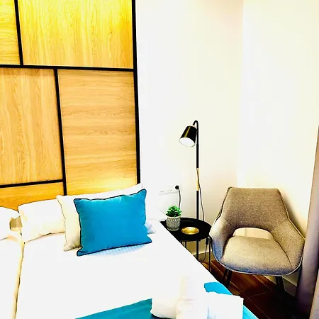 Hotel Lotus *