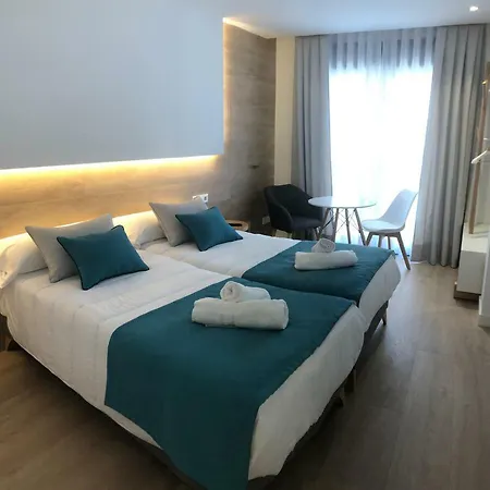 Hotel Lotus *